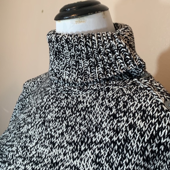 Jones New York Country Black/White Knit Convertible Turtle Neck - Picture 15 of 16